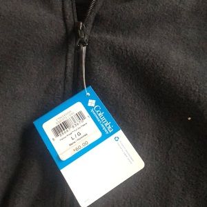 Columbia zip up